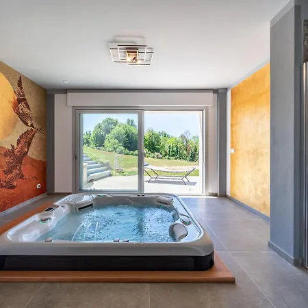 Boscara By Interhome