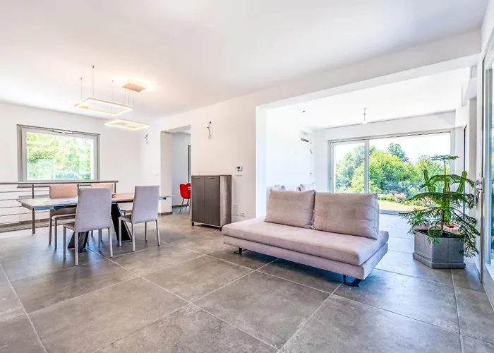 Boscara By Interhome